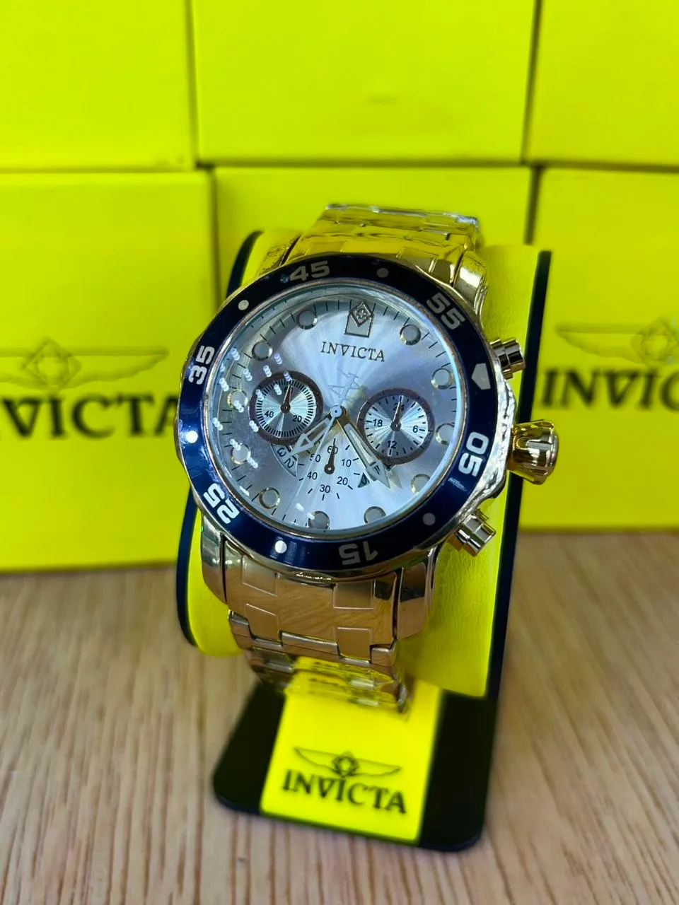 Invicta Pro Diver